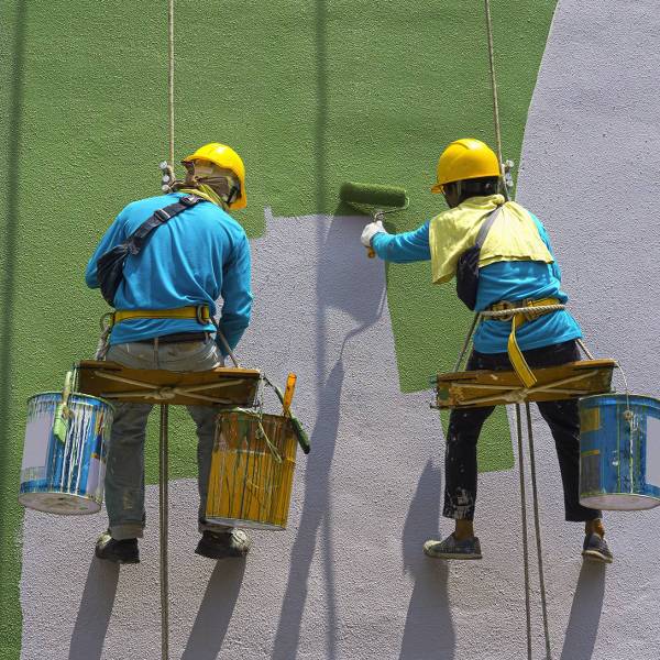 painters-painting-exterior-building_1900x1425_600x600